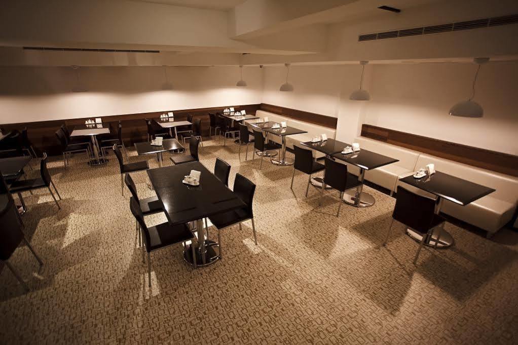 Royal Group Hotel Ho Yi Branch Гаосюн Екстер'єр фото